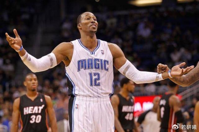 新秀赛季打服全联盟，翻遍NBA75年历史，满打满算也就五人|乔丹|伯德|蒂姆·邓肯|奥尼尔|奥兰多魔术队_新浪体育_新浪新闻